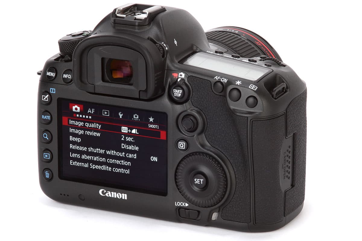 Canon EOS 5DS R back 3/4