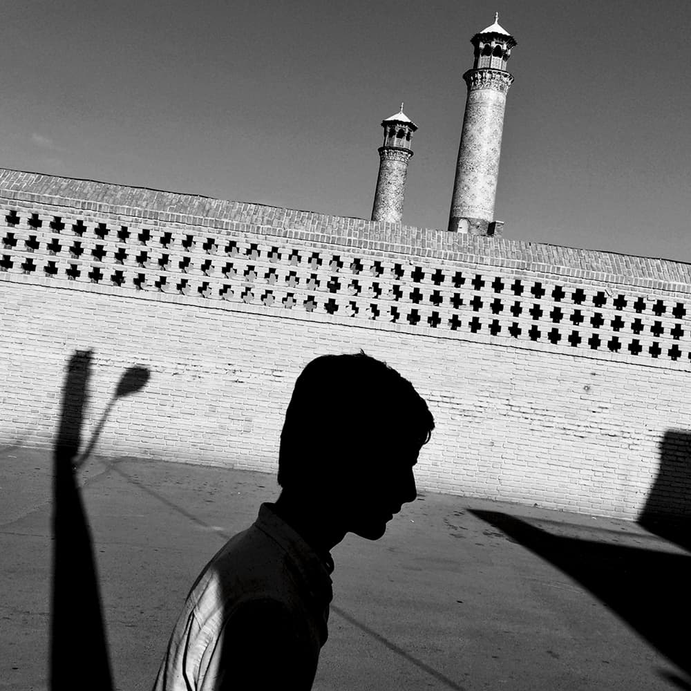 Ali Shams boy in shadow of wall