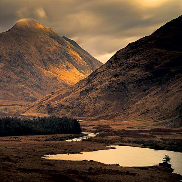 If you’re prepared to brave some of the trails, the views around Lochan Urr are stunning