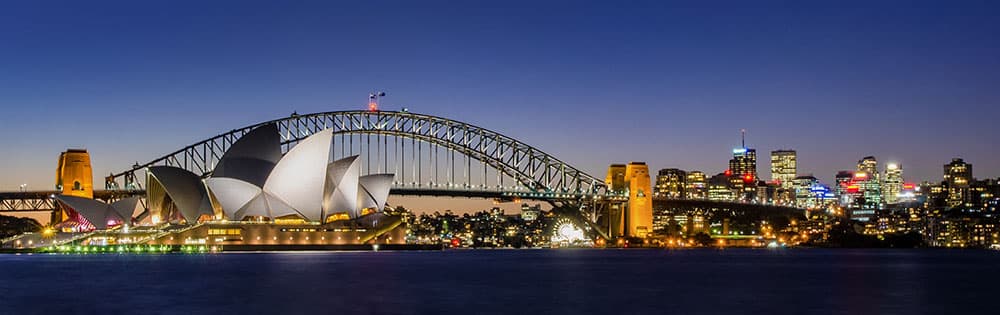 Travelling light Gorillapod shot of Sydney