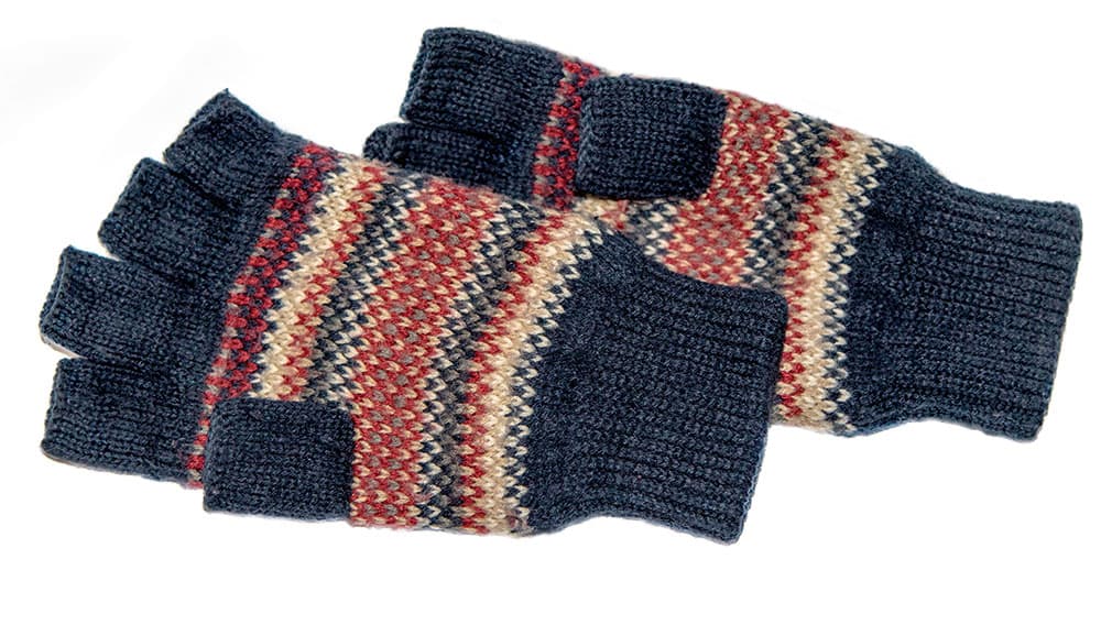 Fingerless woolly gloves