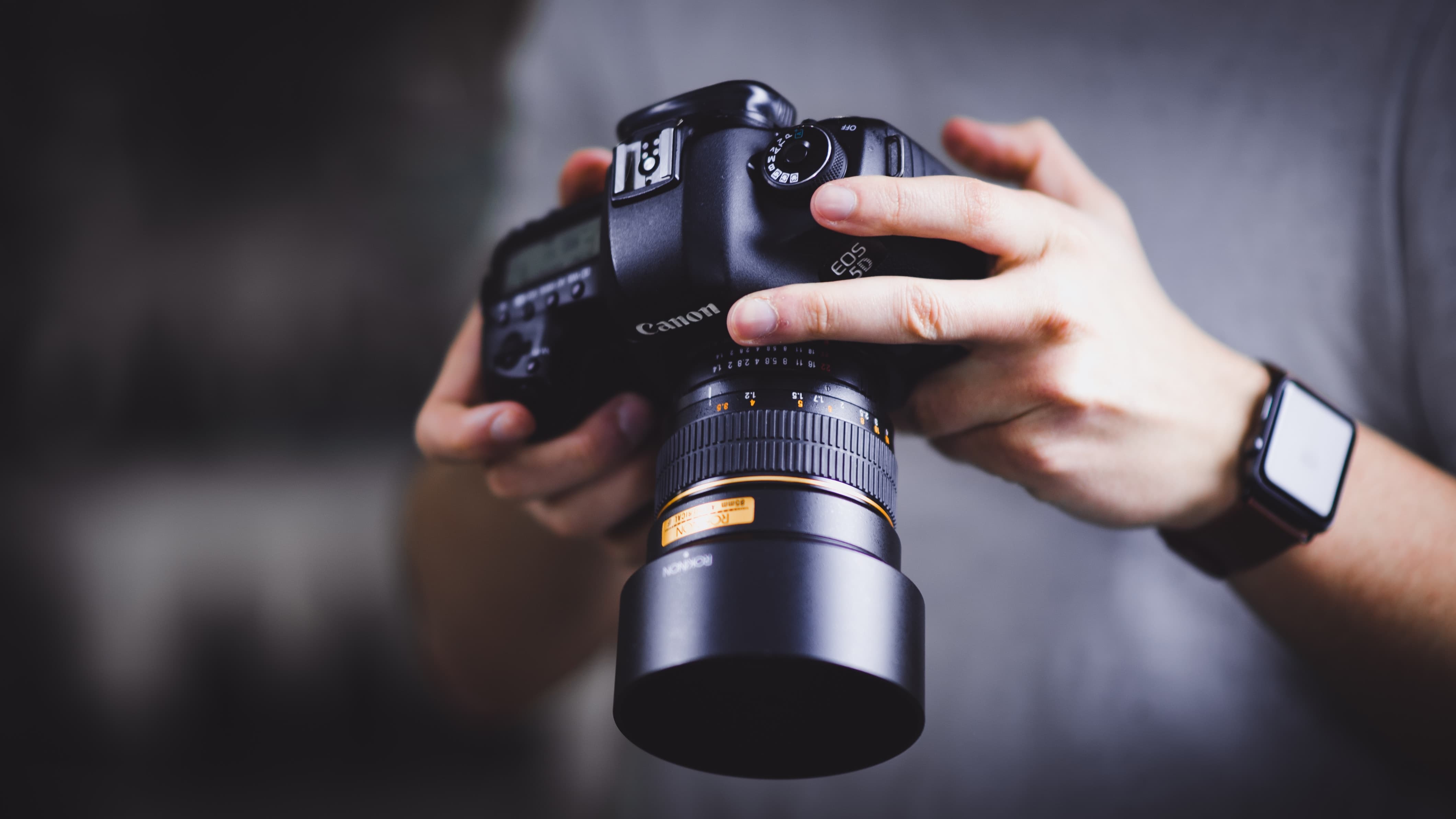 Canon DSLR - Black Friday Camera Deals